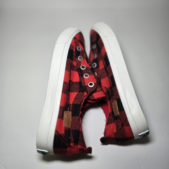 Blowfish Malibu Red and Black Plaid Slip-On 8.5 Womens Sneakers - Picture 8 of 13